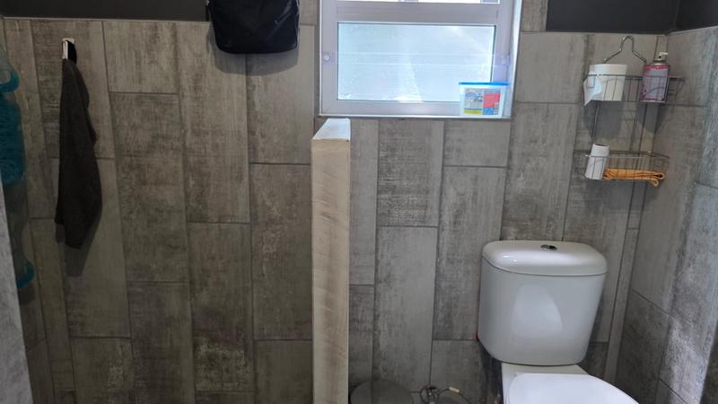 7 Bedroom Property for Sale in Albertinia Western Cape